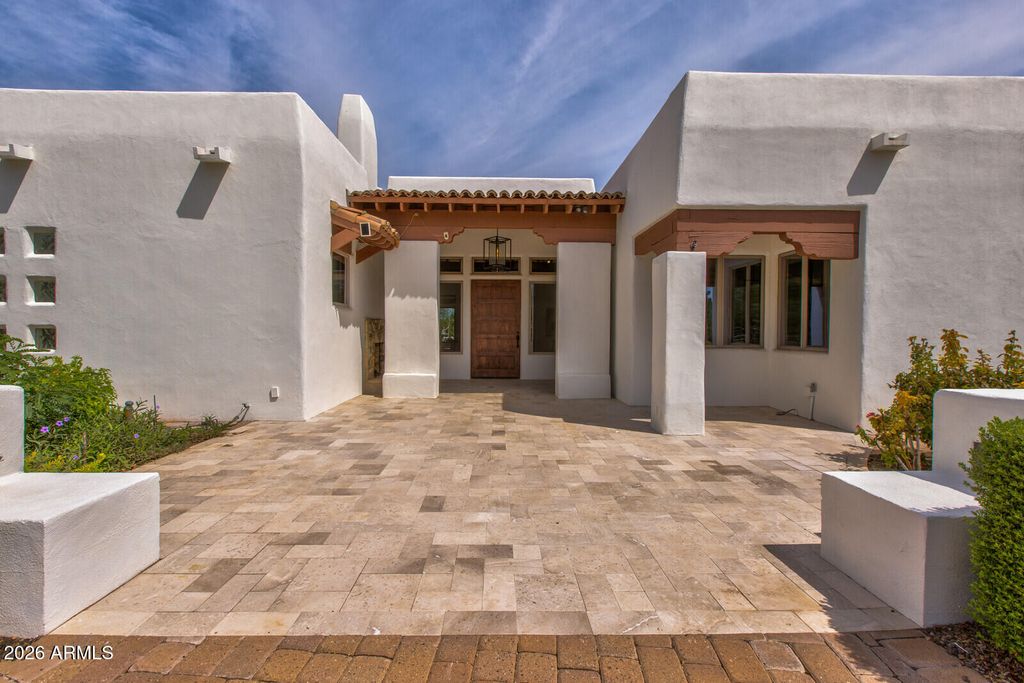 6700 E MALCOMB Drive, Paradise Valley, AZ 85253 — photo 5