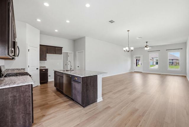 269 Pond Dr, Thibodaux, LA 70301
