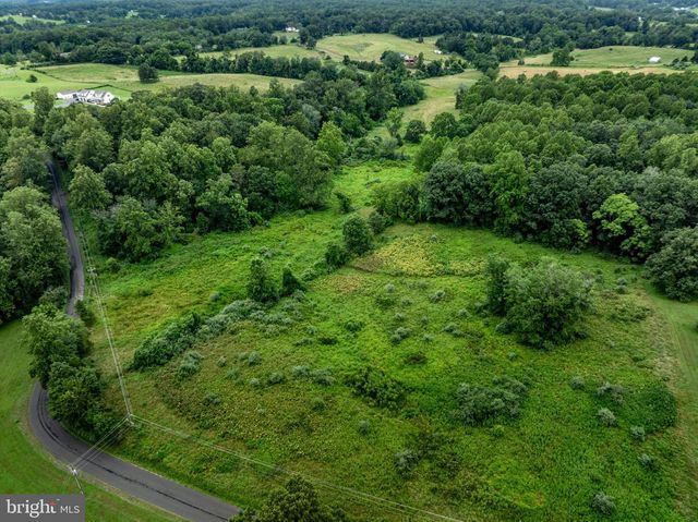 13506 TEAR JAMES TRL, Amissville, VA 20106