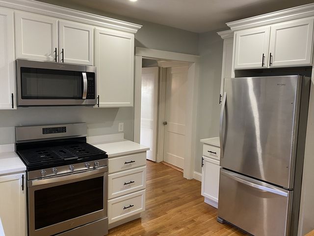 281 Belgrade Ave 3, Boston, MA 02132