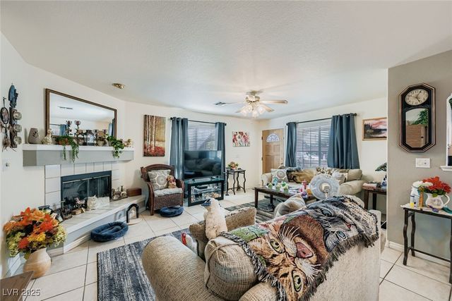 6800 Elm Creek Drive 103, Las Vegas, NV 89108