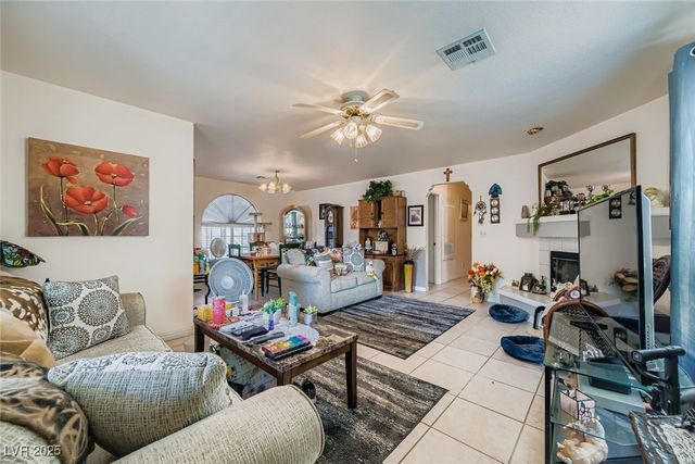 6800 Elm Creek Drive 103, Las Vegas, NV 89108