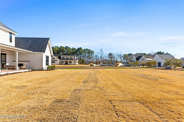 103 Dragonfly Lane, Hampstead, NC 28443