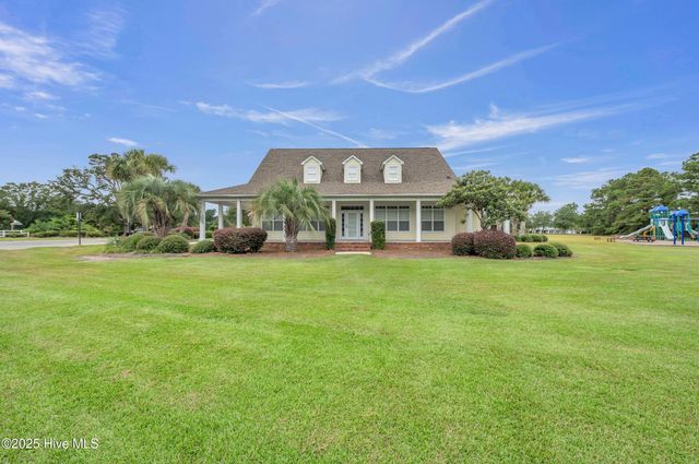 103 Dragonfly Lane, Hampstead, NC 28443