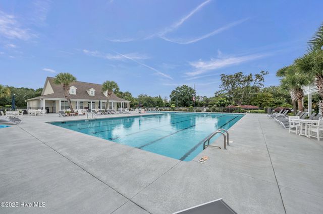 103 Dragonfly Lane, Hampstead, NC 28443