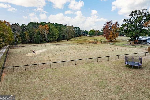 1410 Old Bishop Road, Bishop, GA 30621