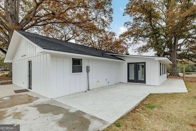 1410 Old Bishop Road, Bishop, GA 30621