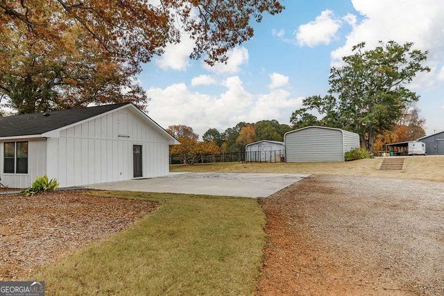 1410 Old Bishop Road, Bishop, GA 30621