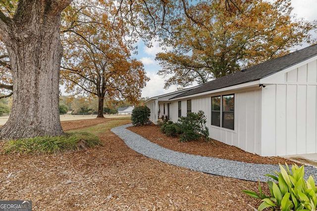 1410 Old Bishop Road, Bishop, GA 30621