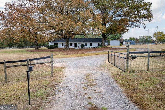 1410 Old Bishop Road, Bishop, GA 30621