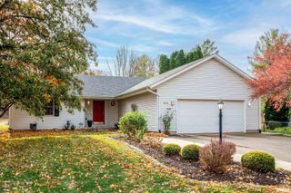 418 BAYSIDE Drive, Germantown Hills, IL 61548