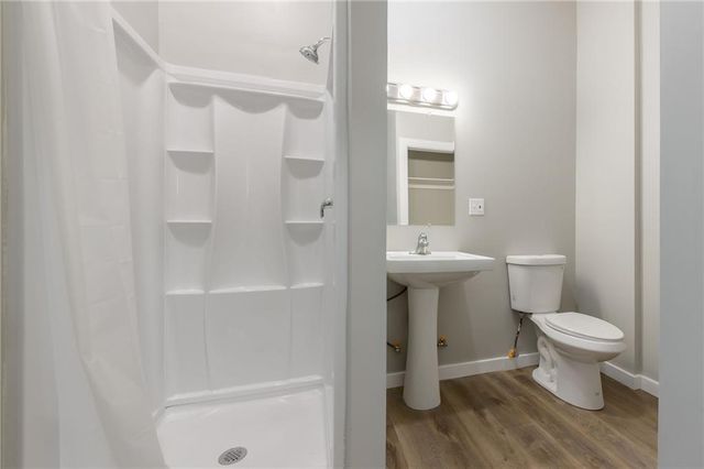 2023 College Avenue, Kansas City, MO 64129