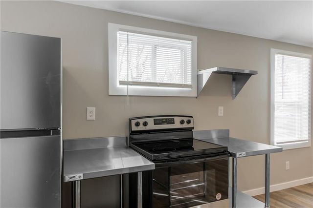 2023 College Avenue, Kansas City, MO 64129