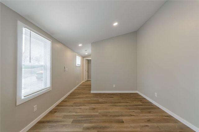 2023 College Avenue, Kansas City, MO 64129