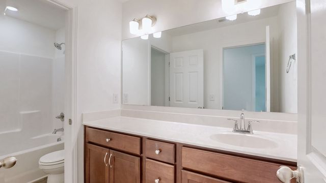 156 Hampshire Way, White House, TN 37188