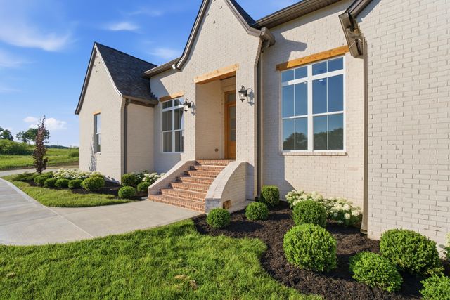 1200 Craig Crossing, Winchester, KY 40391