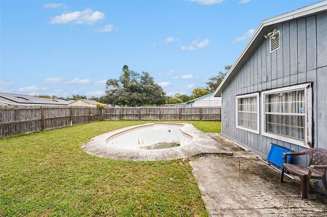 7991 ABERDEEN CIRCLE, Largo, FL 33773