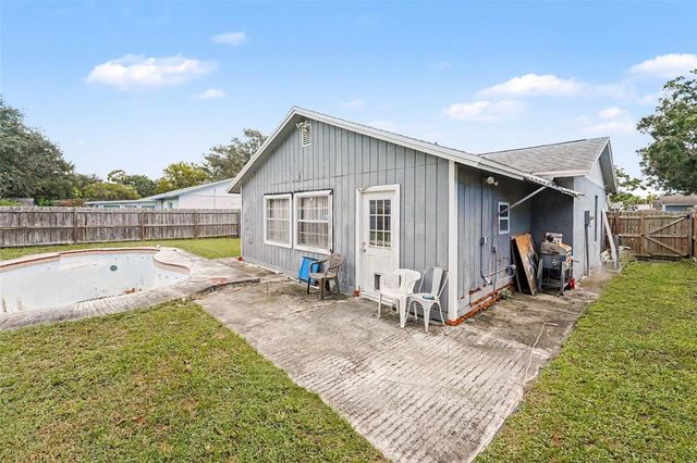 7991 ABERDEEN CIRCLE, Largo, FL 33773