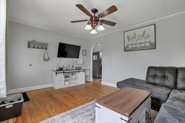954 Woodlawn Avenue, Newark, OH 43055