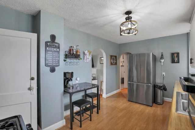 954 Woodlawn Avenue, Newark, OH 43055