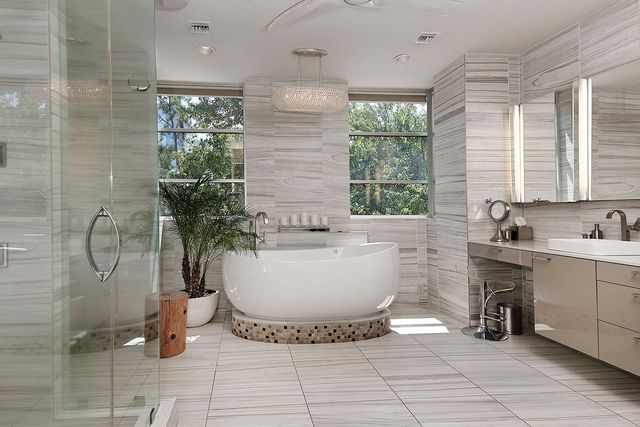 1 Waterway Court 4E, The Woodlands, TX 77380