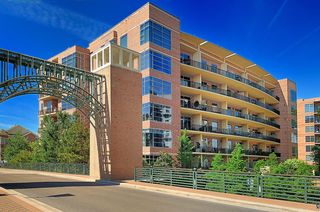 1 Waterway Court 4E, The Woodlands, TX 77380