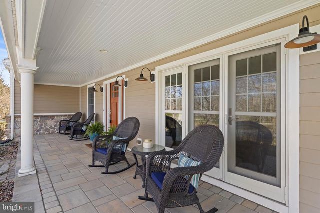746 WESTWIND DR, Berwyn, PA 19312