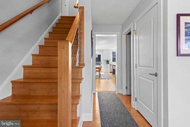 746 WESTWIND DR, Berwyn, PA 19312