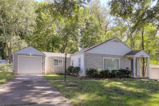 6923 Beverly Street, Overland Park, KS 66204