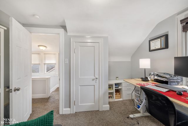 21910 Elizabeth Street, St Clair Shores, MI 48080