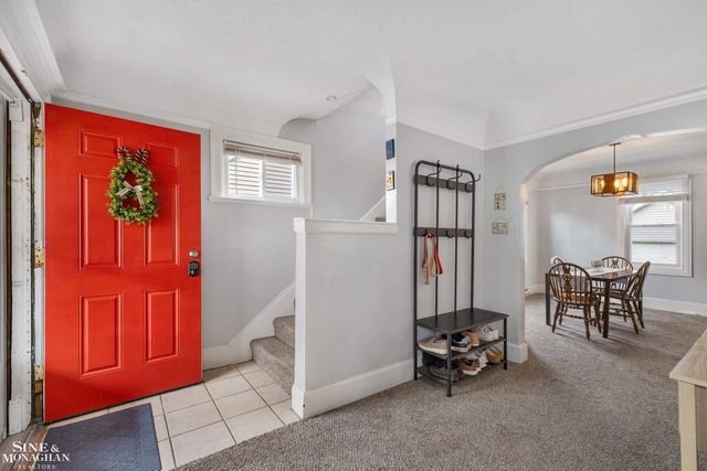 21910 Elizabeth Street, St Clair Shores, MI 48080