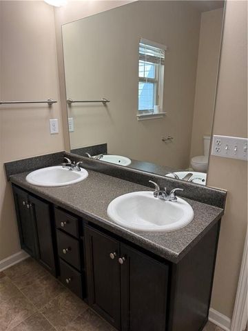 629 Oakside Place, Acworth, GA 30102