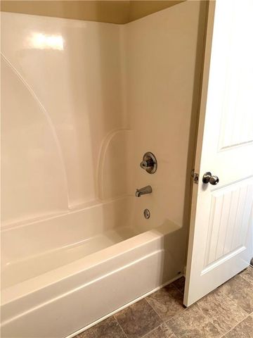 629 Oakside Place, Acworth, GA 30102