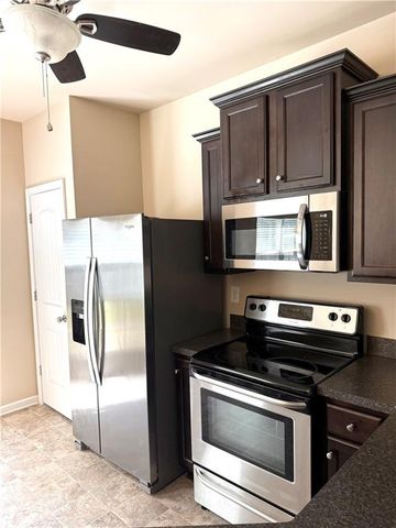 629 Oakside Place, Acworth, GA 30102