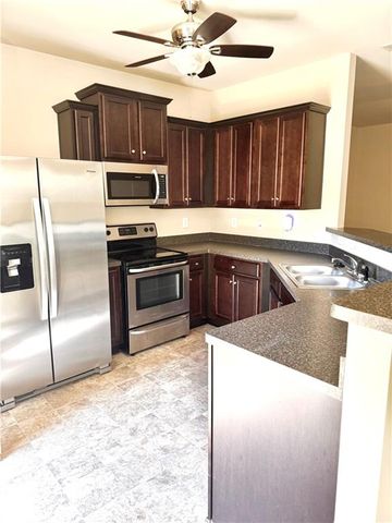 629 Oakside Place, Acworth, GA 30102