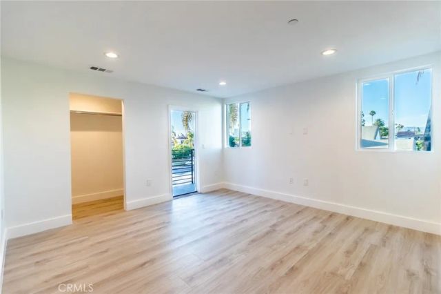 5016 Pickford Street, Los Angeles, CA 90019