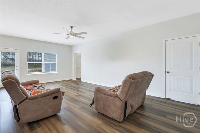 9 St Johns Ct E, Ludowici, GA 31316