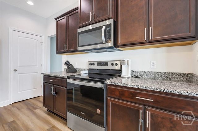 9 St Johns Ct E, Ludowici, GA 31316