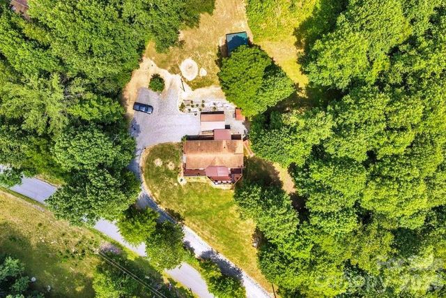 488 Wards Branch Road, Sugar Grove, NC 28679