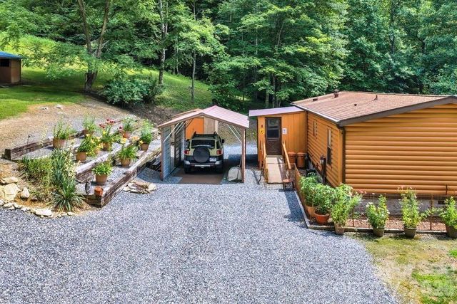 488 Wards Branch Road, Sugar Grove, NC 28679