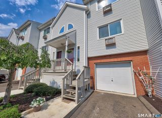 925 Oronoke Road 15F, Waterbury, CT 06708