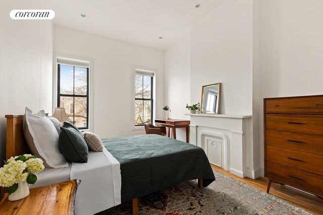 1079 HANCOCK Street, New York City, NY 11221