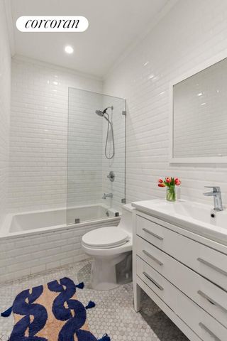 1079 HANCOCK Street, New York City, NY 11221
