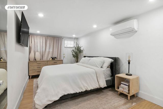 1079 HANCOCK Street, New York City, NY 11221