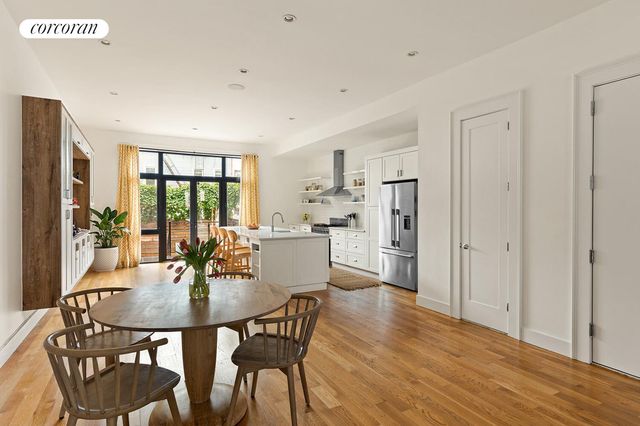 1079 HANCOCK Street, New York City, NY 11221