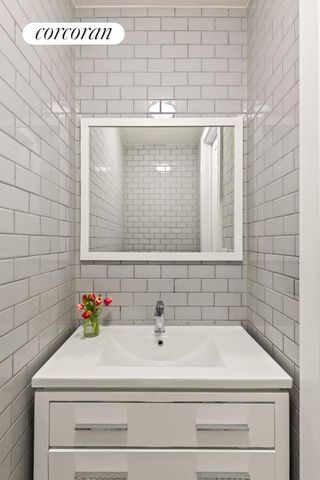 1079 HANCOCK Street, New York City, NY 11221