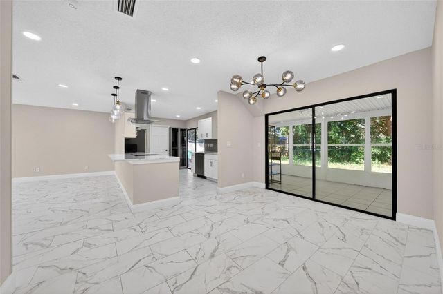 2039 JEFFERSON AVENUE, Deltona, FL 32738