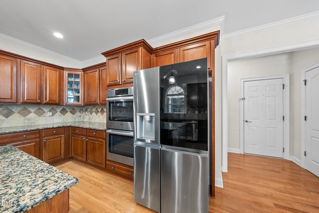 305 Ambermore Place, Cary, NC 27519