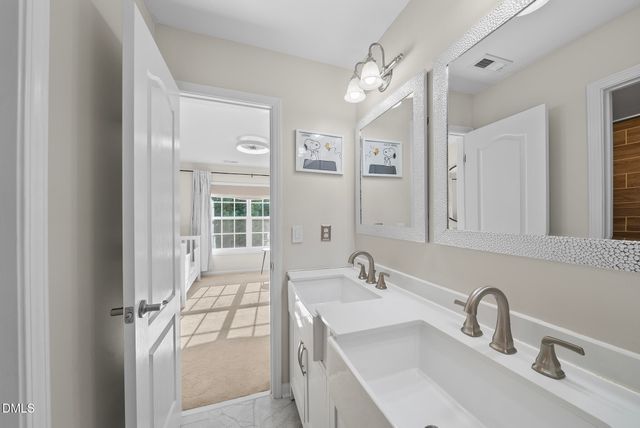 305 Ambermore Place, Cary, NC 27519