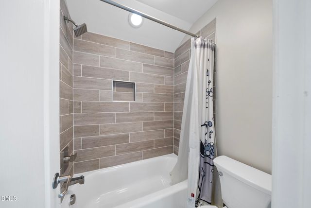 305 Ambermore Place, Cary, NC 27519